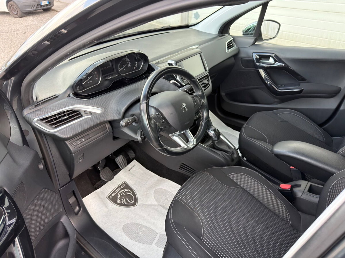 Peugeot 208 75 5 porte Allure (11)