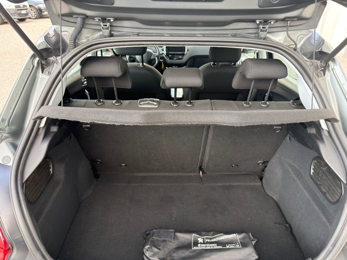 Peugeot 208 75 5 porte Allure (8)