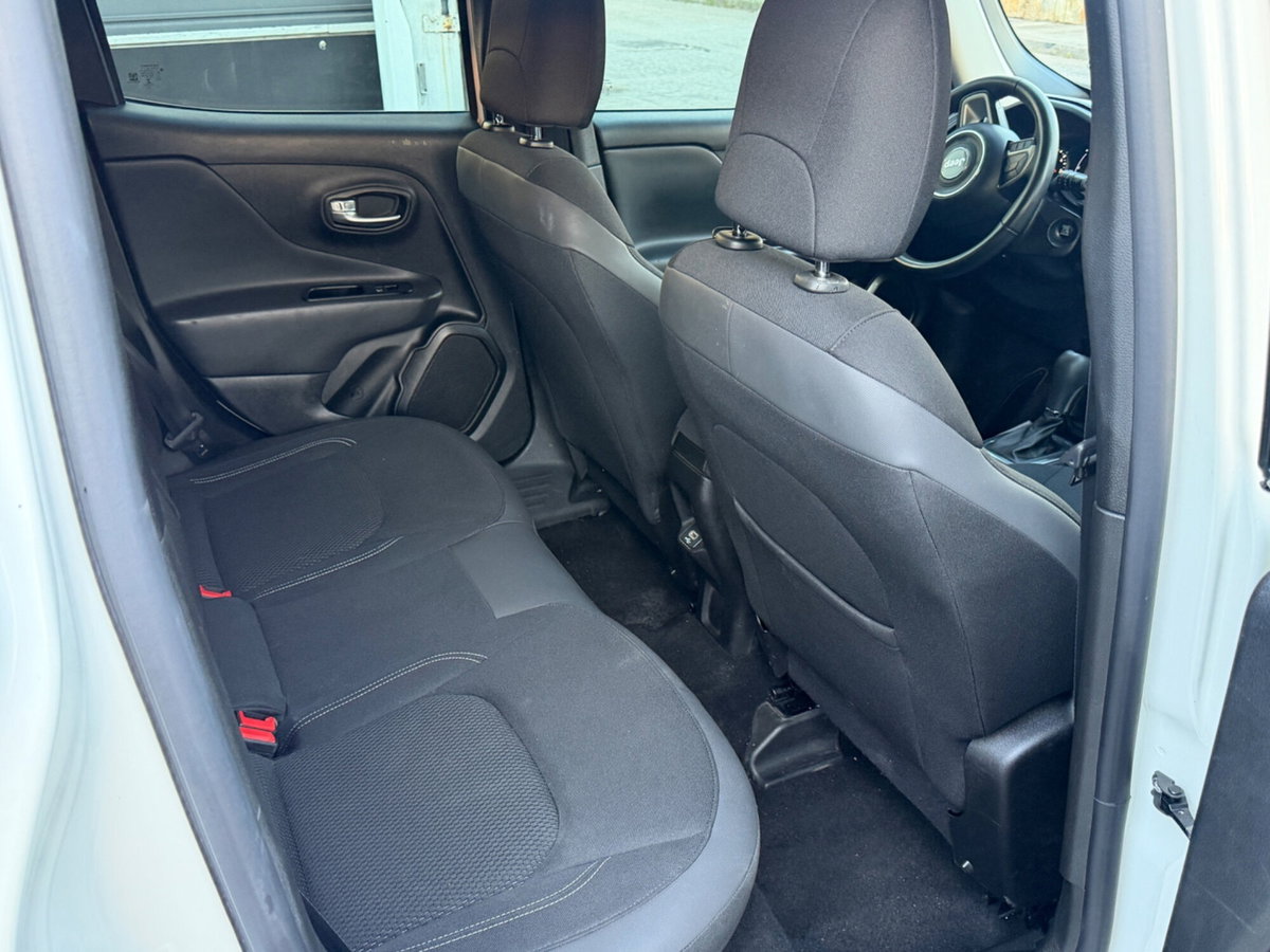 Jeep Renegade 1.6 Mjt DDCT 120 CV S (11)