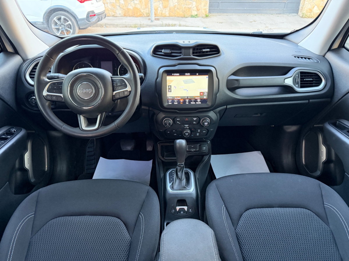 Jeep Renegade 1.6 Mjt DDCT 120 CV S (18)