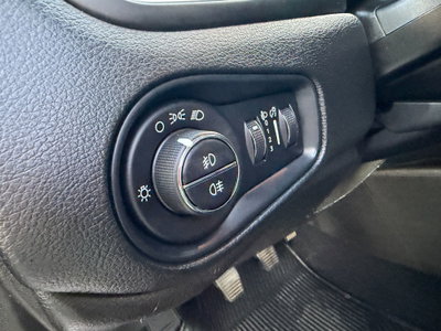 Jeep Renegade 2.0 Mjt 140CV 4WD Active Drive Longitude (16)