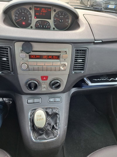 Lancia Musa 1.4 Argento Ecochic GPL (19)