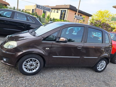 Lancia Musa 1.4 Argento Ecochic GPL (2)