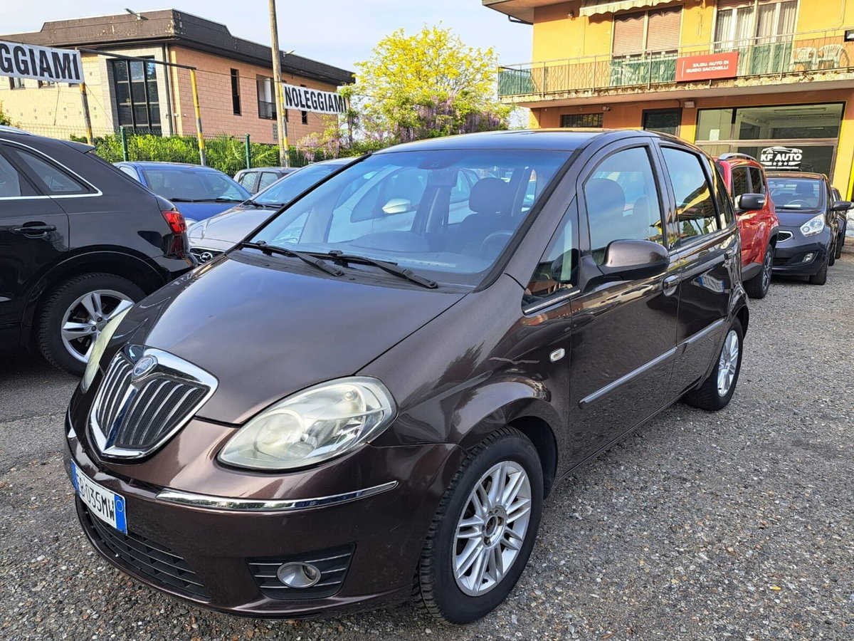 Lancia Musa 1.4 Argento Ecochic GPL (3)