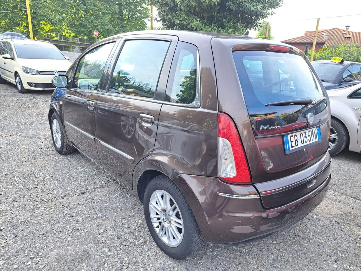 Lancia Musa 1.4 Argento Ecochic GPL (6)