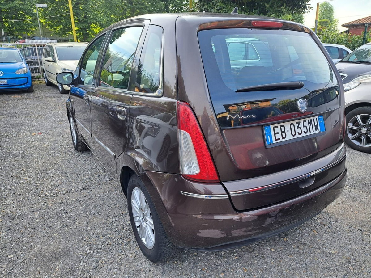 Lancia Musa 1.4 Argento Ecochic GPL (7)