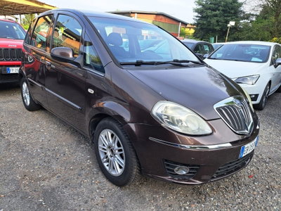 Lancia Musa 1.4 Argento Ecochic GPL (9)