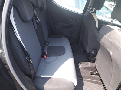 Lancia Ypsilon 1.2 69 CV 5 porte Elefantino (19)
