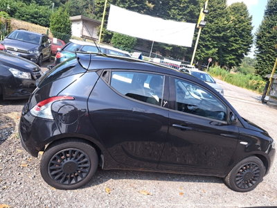 Lancia Ypsilon 1.2 69 CV 5 porte Elefantino (4)