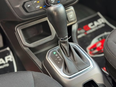 Jeep Renegade 1.6 Mjt DDCT 120 CV S (12)