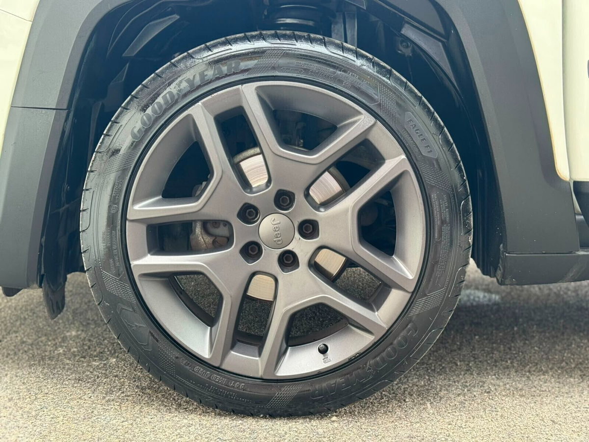 Jeep Renegade 1.6 Mjt DDCT 120 CV S (17)