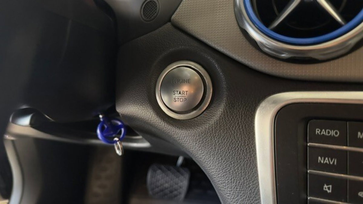 Mercedes-Benz GLA SUV 180 d Sport (11)
