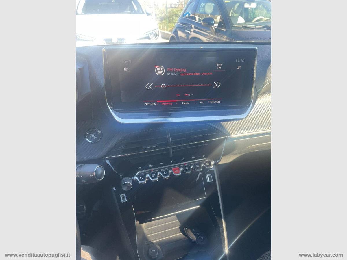 Peugeot 2008 PureTech 130 S&S EAT8 GT Line (10)