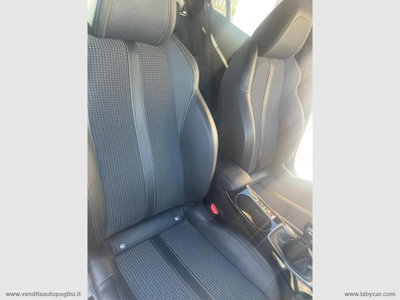 Peugeot 2008 PureTech 130 S&S EAT8 GT Line (12)