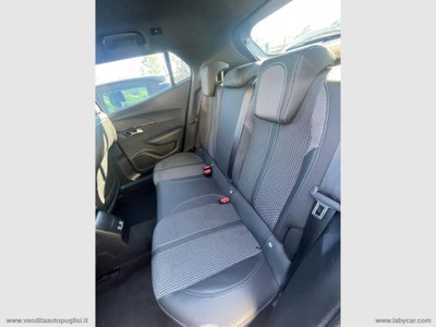 Peugeot 2008 PureTech 130 S&S EAT8 GT Line (14)