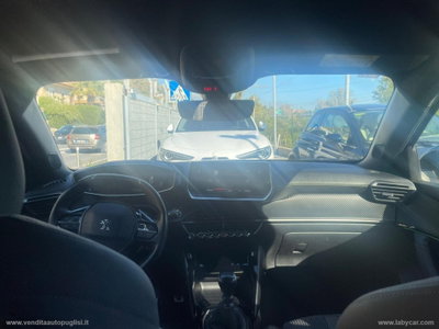 Peugeot 2008 PureTech 130 S&S EAT8 GT Line (19)
