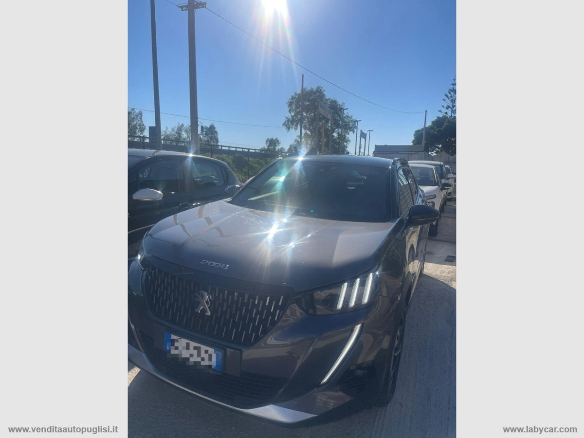 Peugeot 2008 PureTech 130 S&S EAT8 GT Line (3)