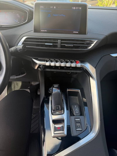 Peugeot 3008 BlueHDi 130 S&S EAT8 Active Pack (11)
