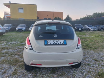 Lancia Ypsilon 1.2 69 CV 5 porte Platinum (6)