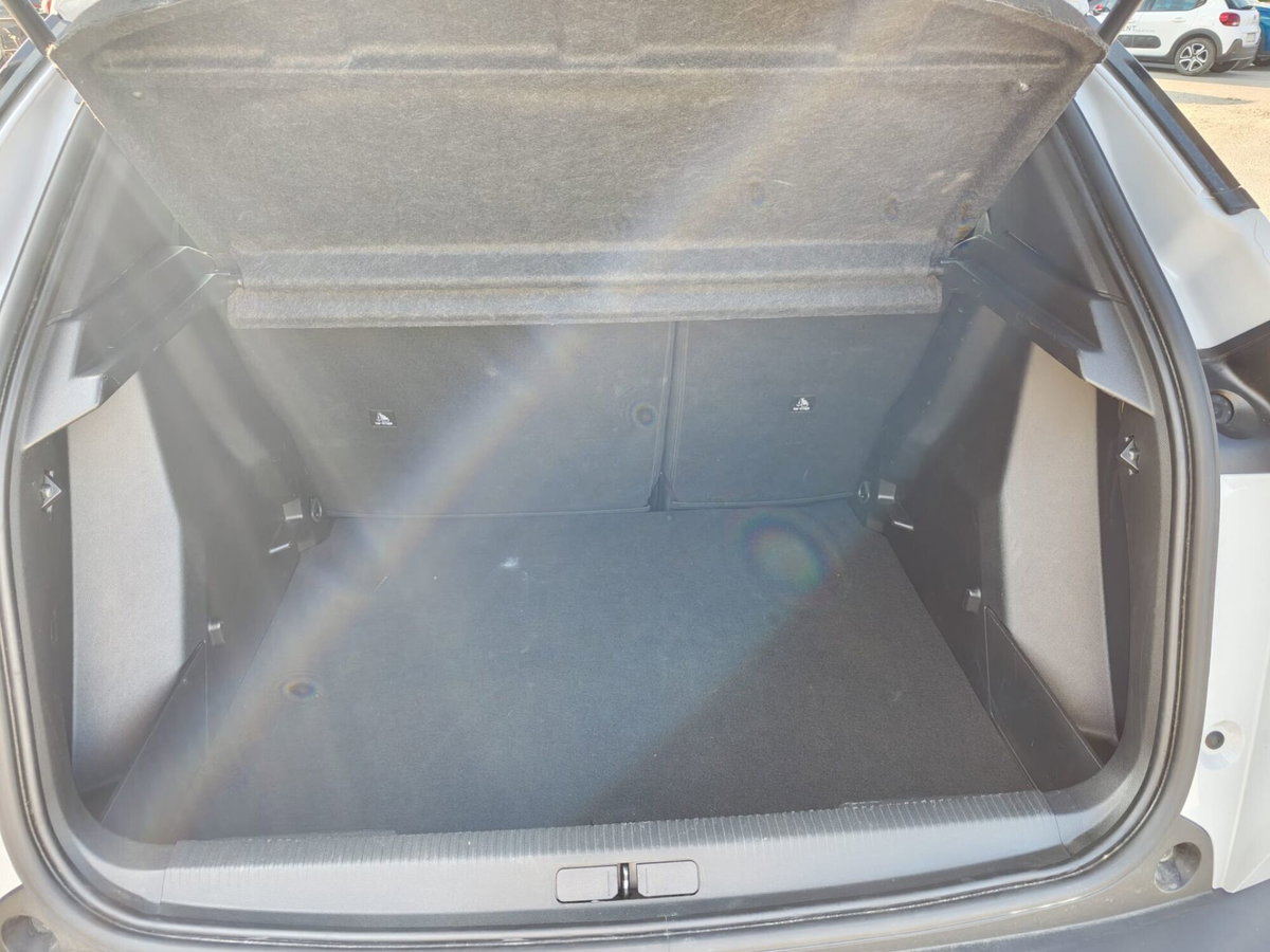Peugeot 2008 PureTech 130 S&S EAT8 Allure Pack (8)