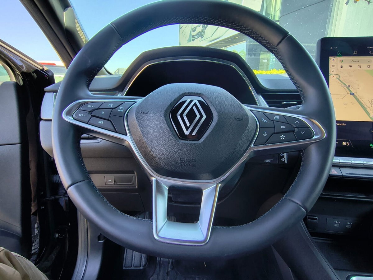 Renault Captur 1.0 eco-g Techno 100cv (13)