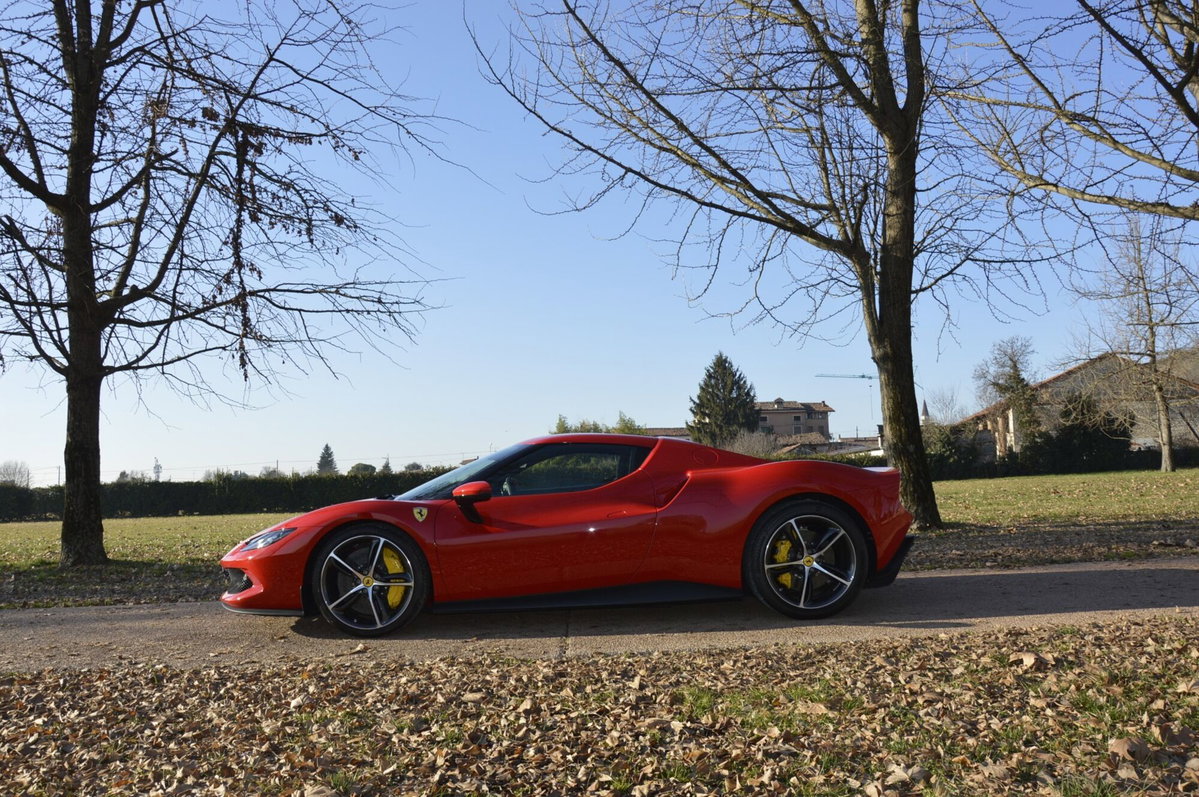 Ferrari 296 Coupé 3.0 GTB (10)