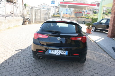 Alfa Romeo Giulietta 1.6 JTDm Ti 120cv (4)