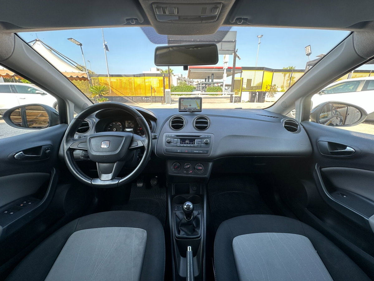 SEAT Ibiza 1.4 5 porte Style (16)