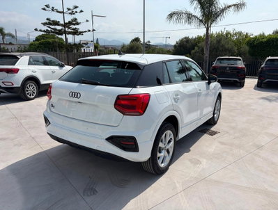 Audi Q2 Q2 35 TFSI S tronic Business (5)