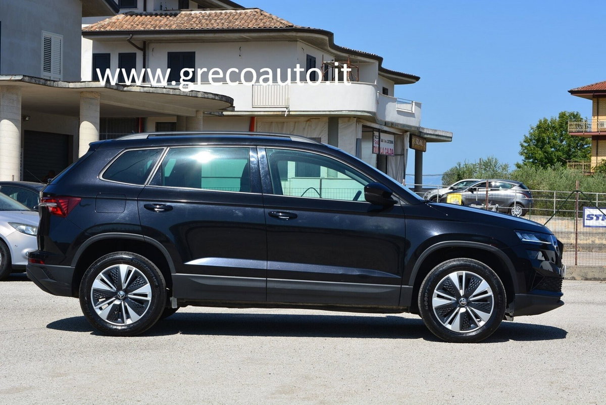 Skoda Karoq 1.0 TSI 110 CV Executive (10)
