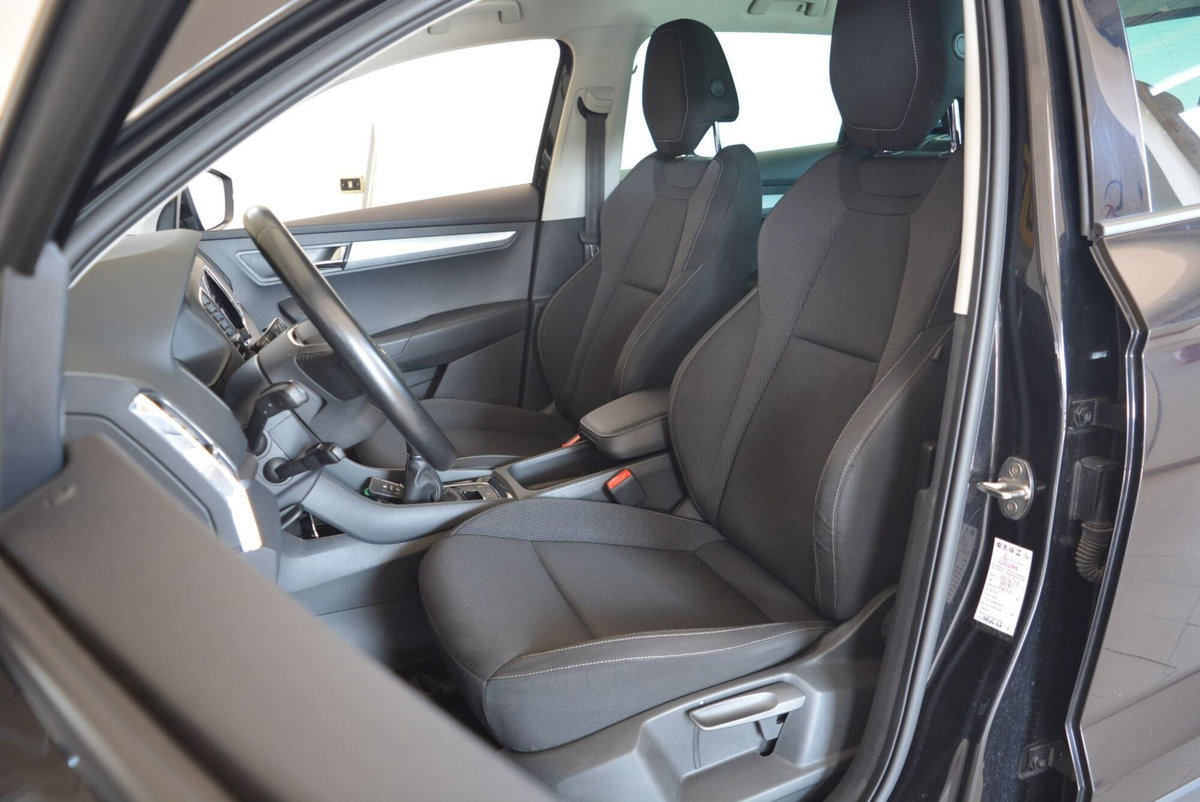Skoda Karoq 1.0 TSI 110 CV Executive (13)