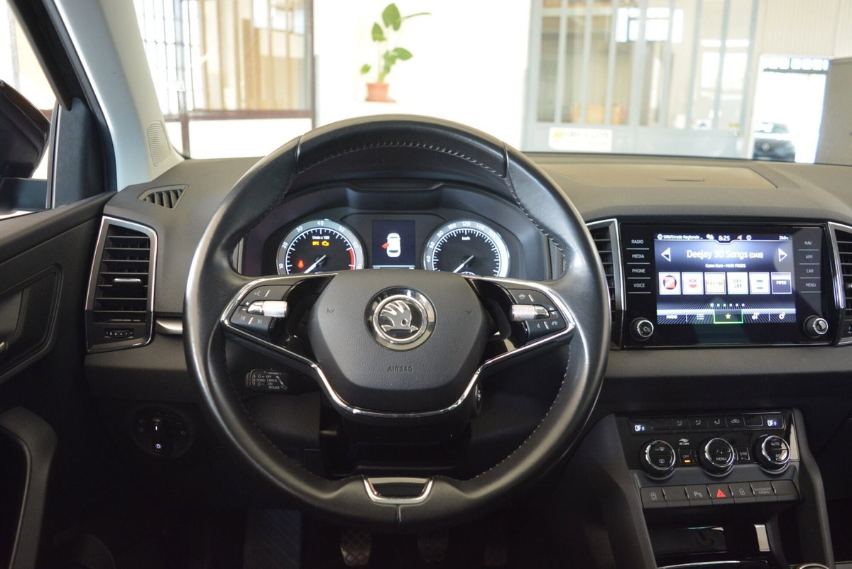 Skoda Karoq 1.0 TSI 110 CV Executive (15)