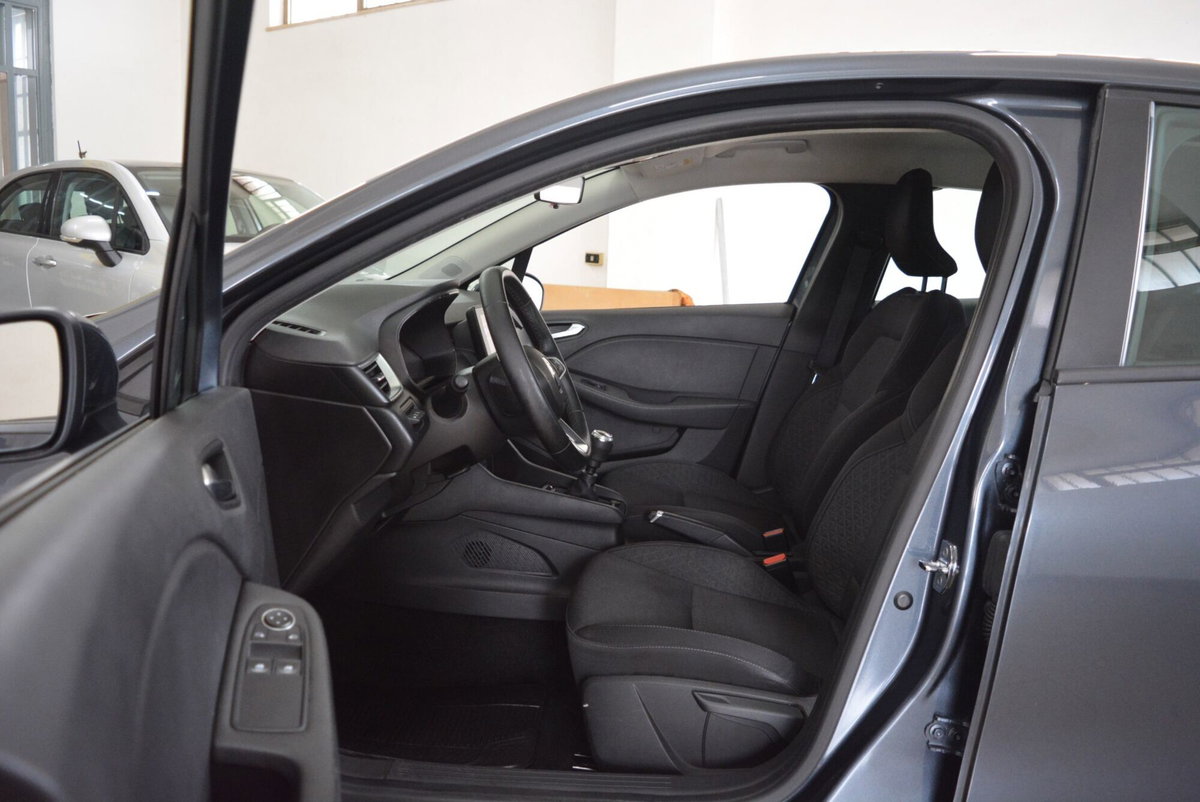 Renault Clio Blue dCi 100 CV 5 porte Business (13)