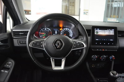 Renault Clio Blue dCi 100 CV 5 porte Business (15)