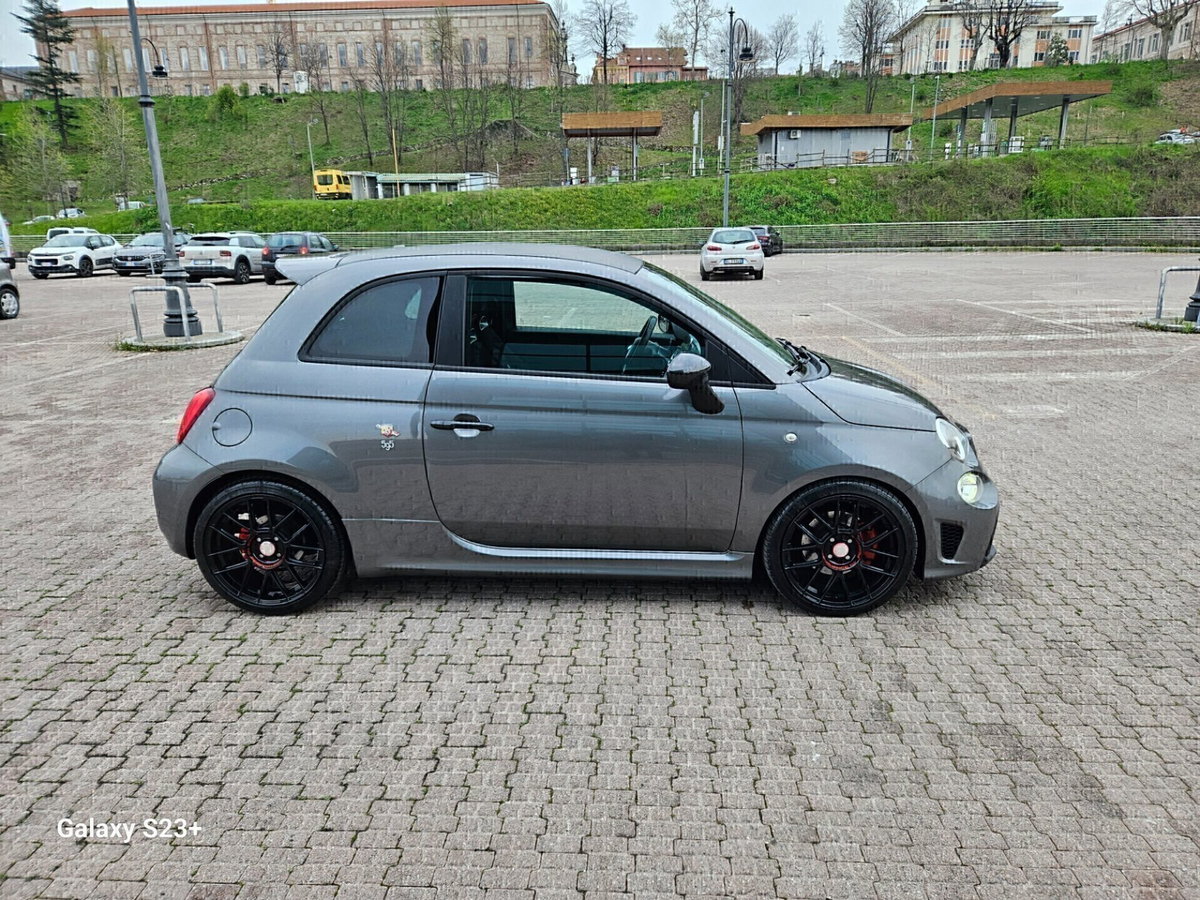 Abarth 595 595 1.4 Turbo T-Jet 160 CV Pista (11)