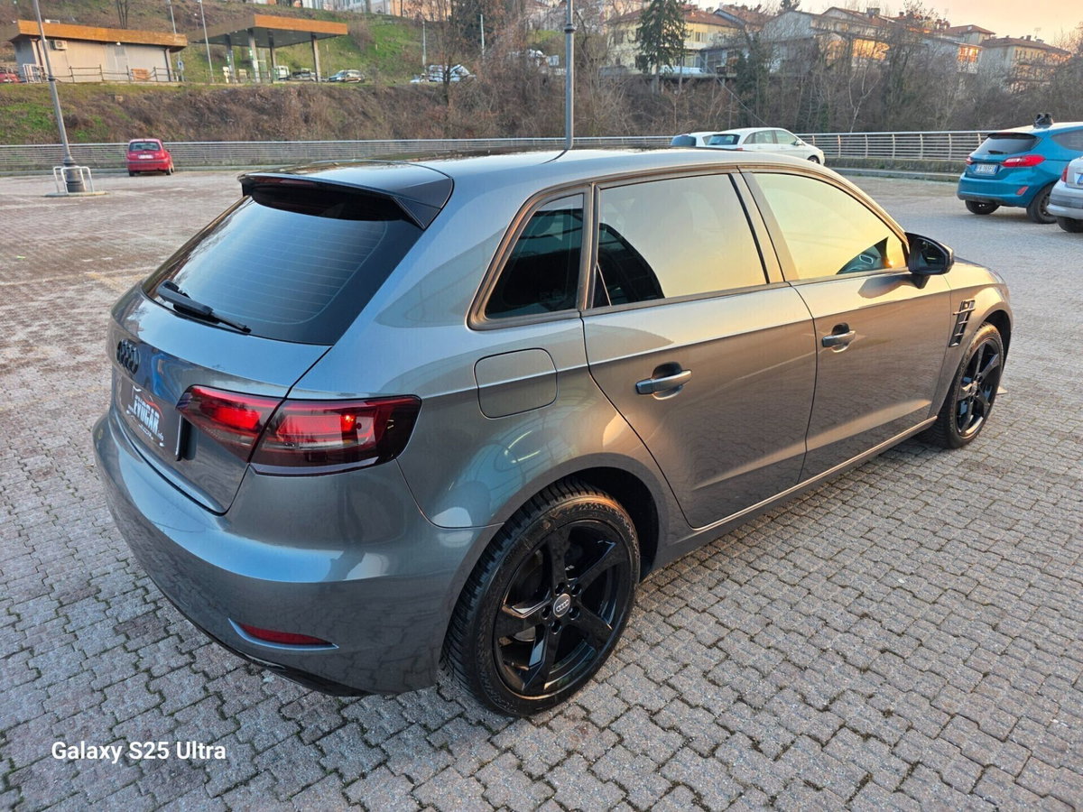 Audi A3 Sportback 1.6 TDI 116 CV Sport (10)