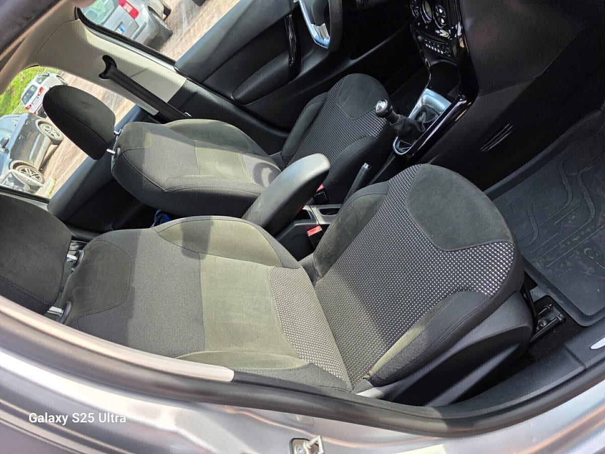 Citroen C3 PureTech 82 Exclusive (13)