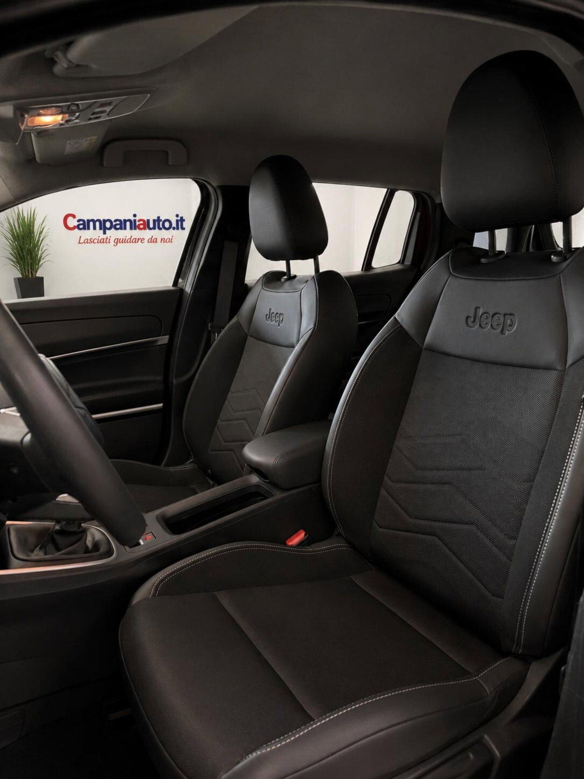 Jeep Avenger 1.2 turbo Altitude fwd 100cv (5)
