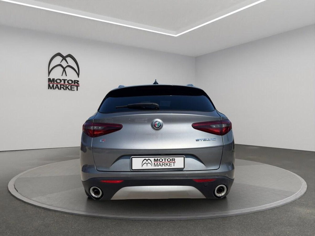 Alfa Romeo Stelvio Stelvio 2.0 Turbo 280 CV AT8 Q4 Ti (6)