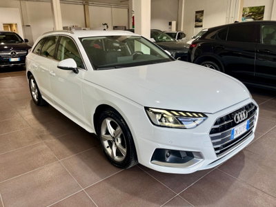 Audi A4 Avant 30 TDI/136 CV S tronic S line edition (3)