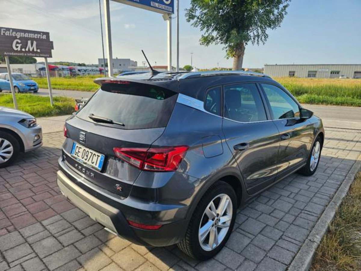 SEAT Arona 1.0 TGI FR (5)