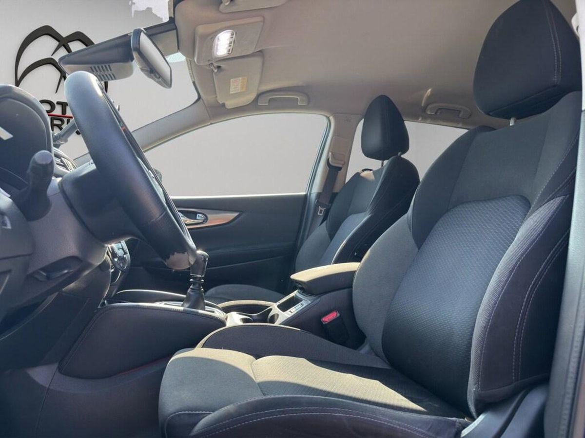 Nissan Qashqai 1.5 dCi N-Connecta (15)