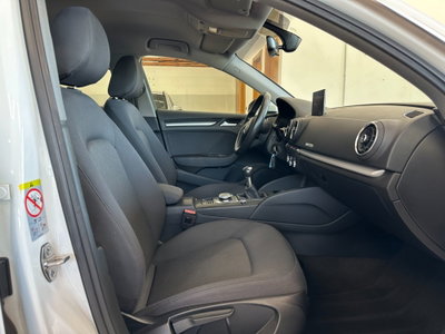 Audi A3 Sportback 30 TDI Admired (11)