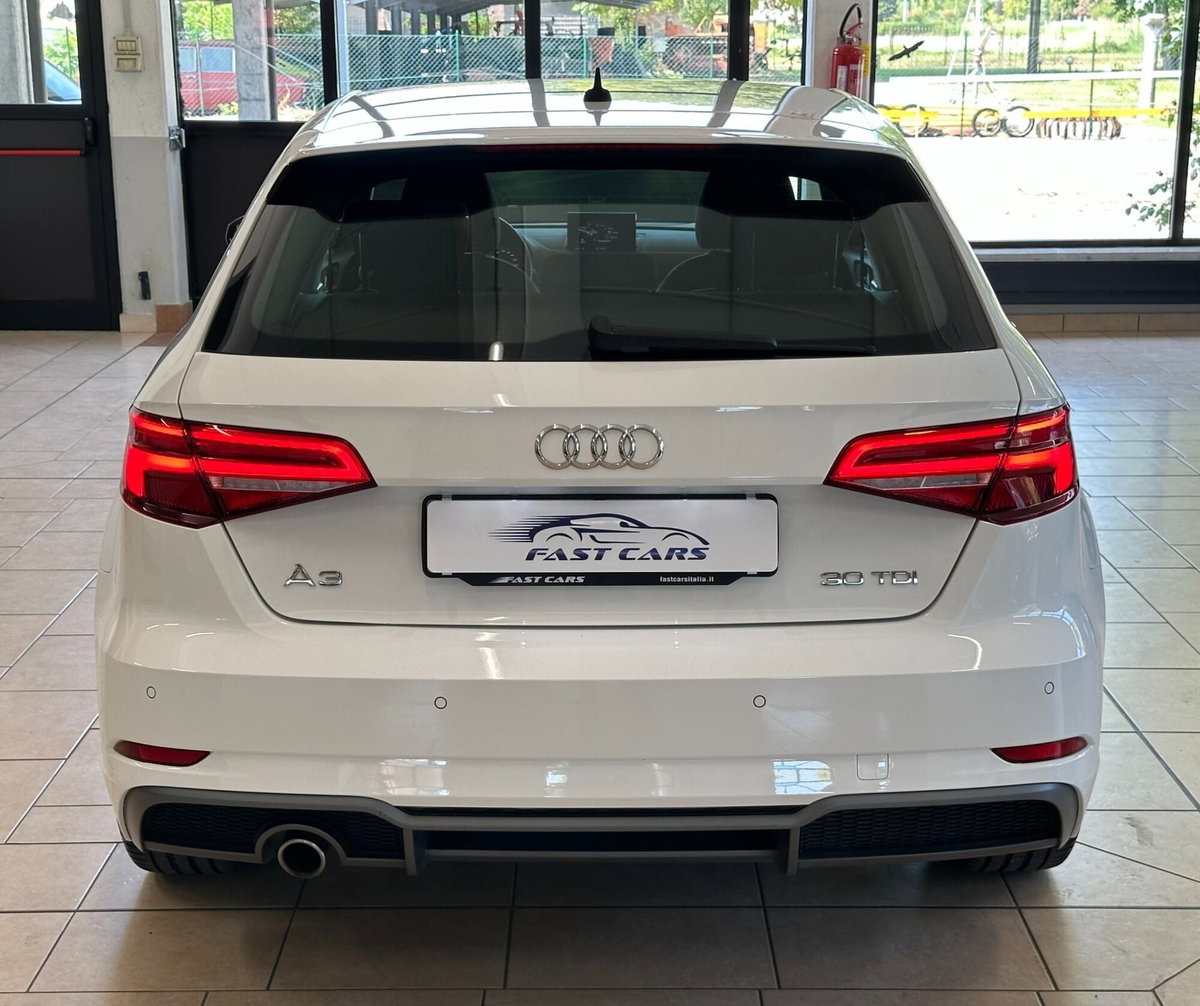 Audi A3 Sportback 30 TDI Admired (5)