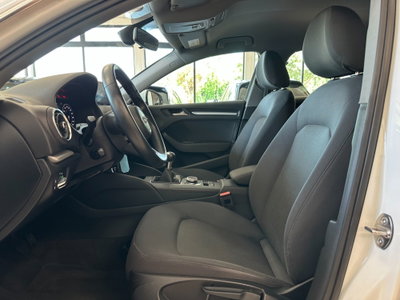 Audi A3 Sportback 30 TDI Admired (8)