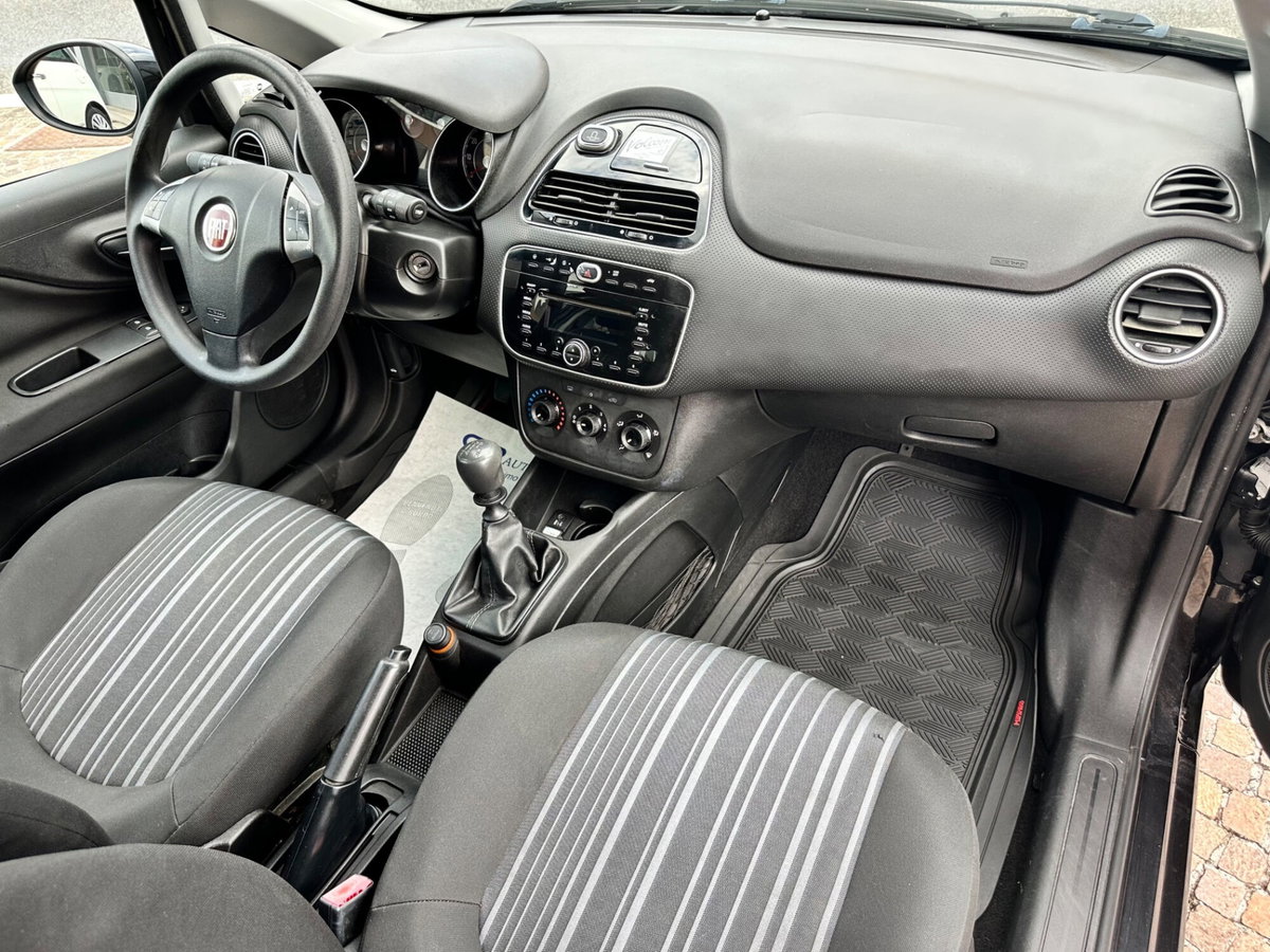 Fiat Punto Evo 1.2 3 porte S&S Dynamic (9)
