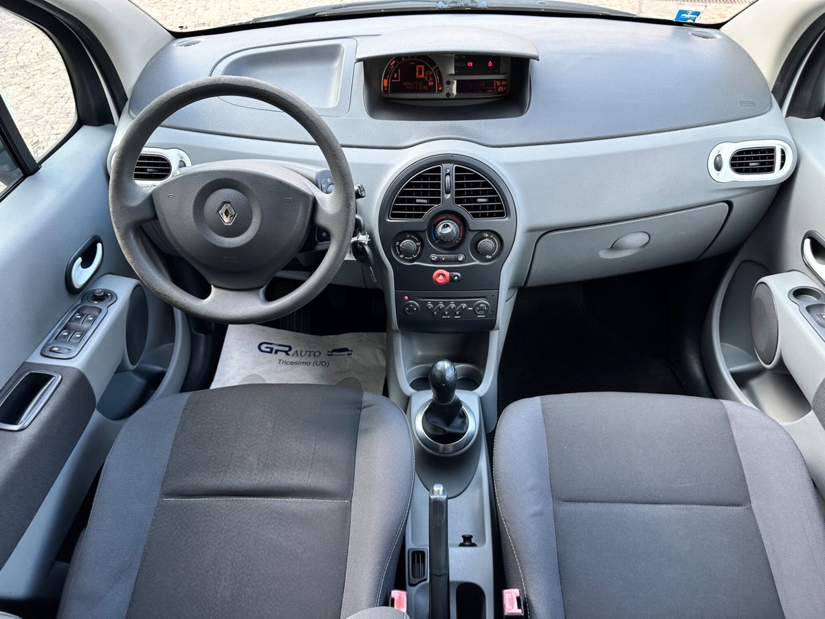 Renault Modus 1.2 16V Live (13)