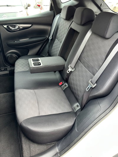 Nissan Qashqai 1.5 dCi Acenta (12)