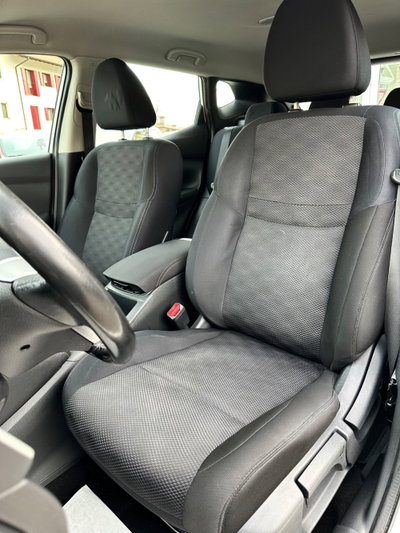 Nissan Qashqai 1.5 dCi Acenta (8)
