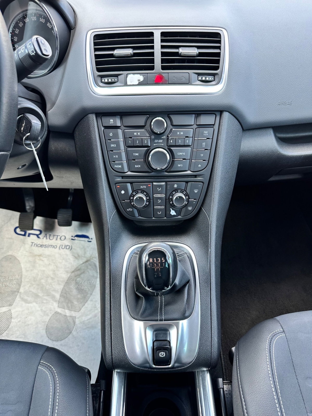 Opel Meriva 1.3 CDTI 95CV ecoFLEStart&Stop Cosmo (14)